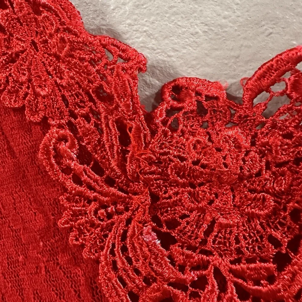 Vintage Cinema Etoile Red Lace and Satin Maxi Slip Nightgown‎ Size Small